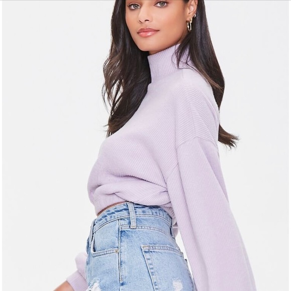 Ribbed Mock Neck Crop Top - Picture 4 of 4